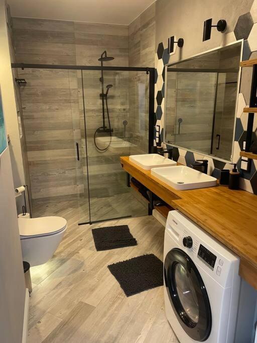 Apartment 23 - Komfortowy I Przestronny. *